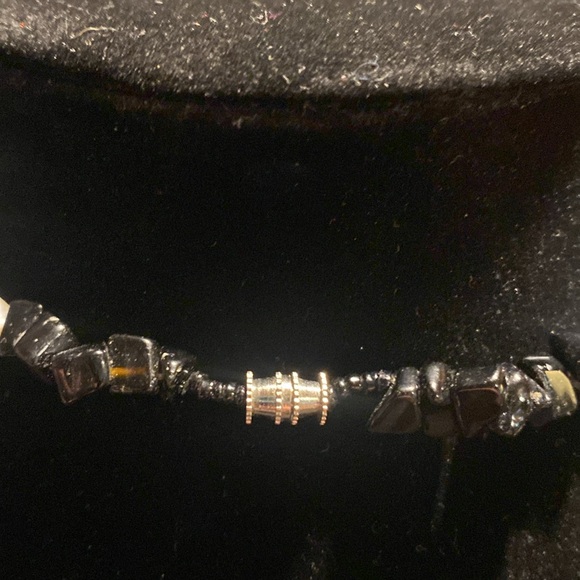 Black and white beaded Multi strand necklace with twist closure. Bracelet - Picture 8 of 10